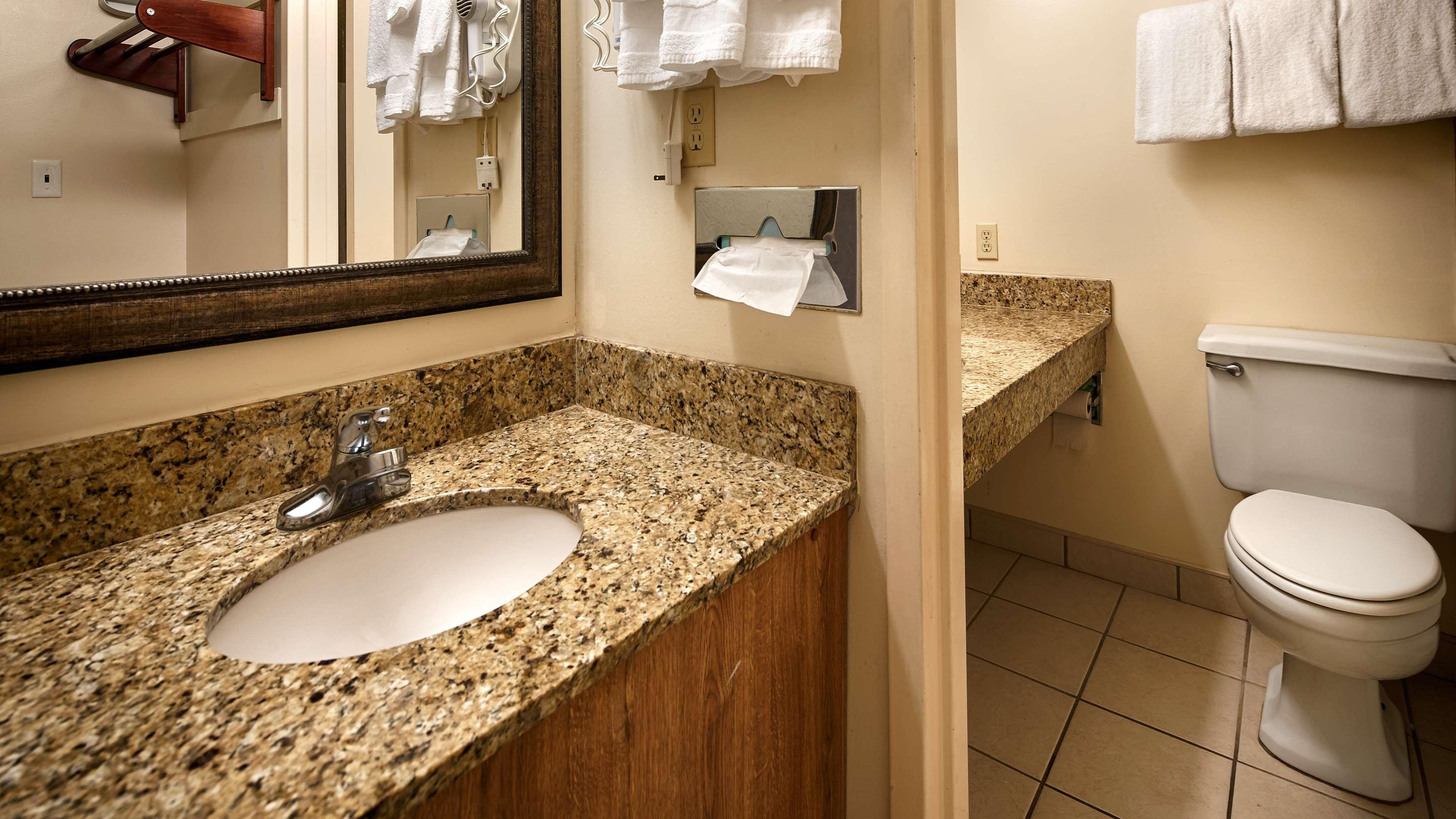 Best Western Crossroads Inn DeFuniak Springs Bagian luar foto