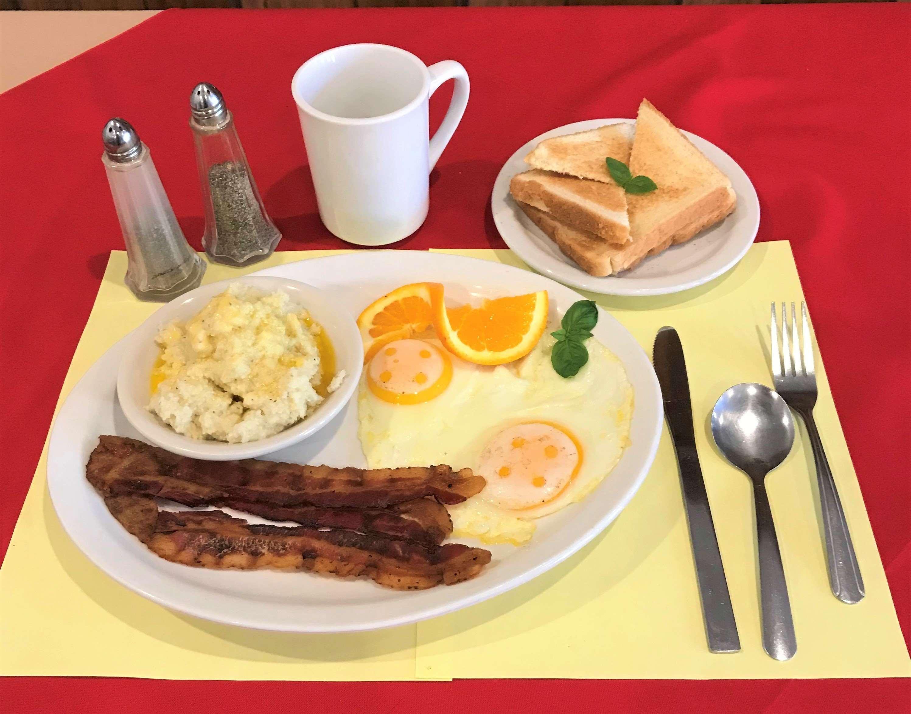 Best Western Crossroads Inn DeFuniak Springs Bagian luar foto