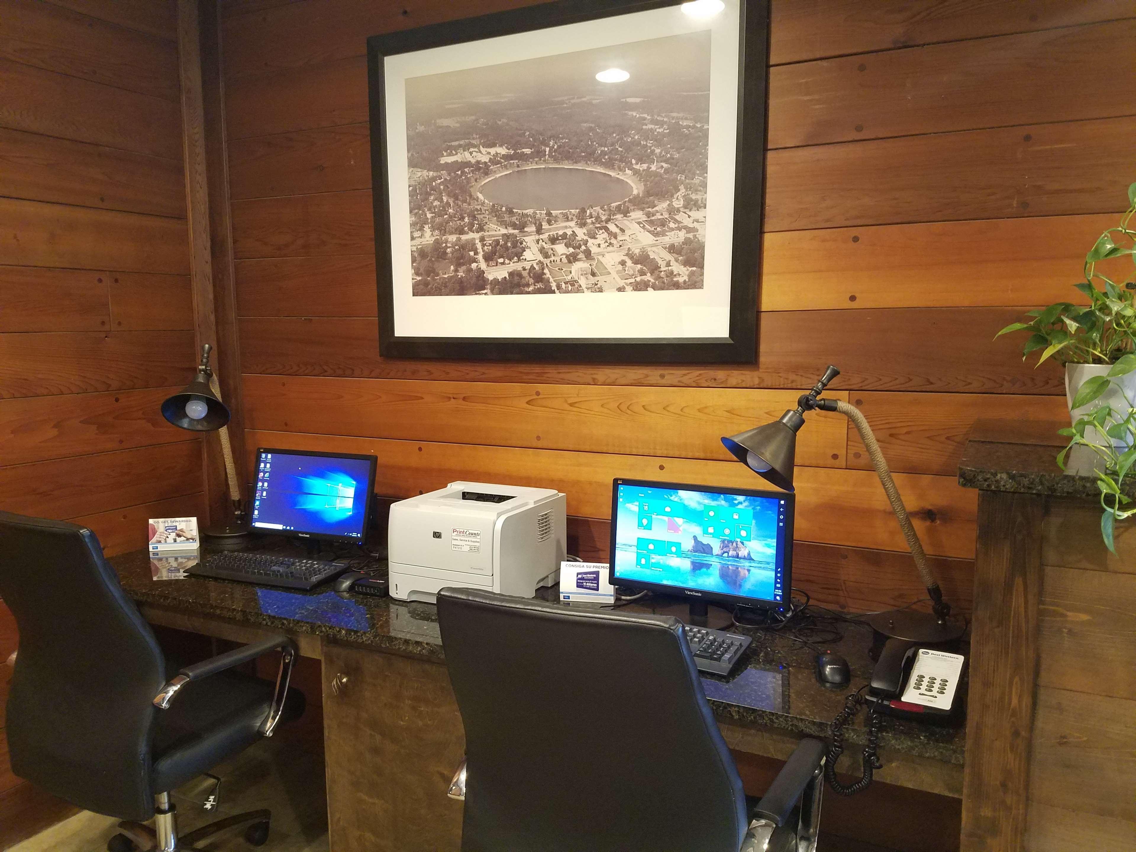 Best Western Crossroads Inn DeFuniak Springs Bagian luar foto