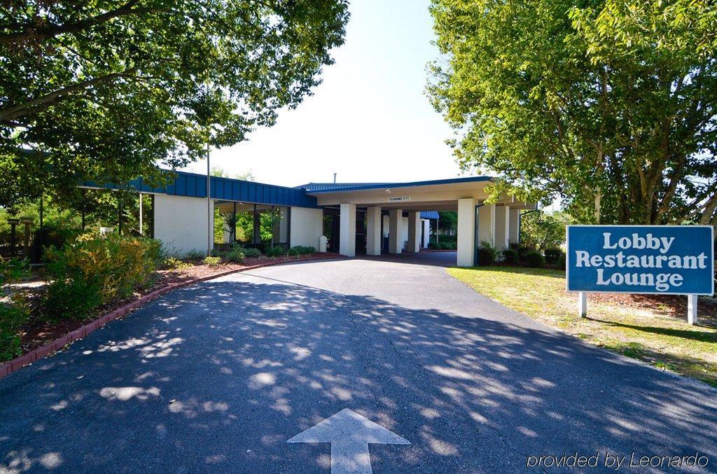 Best Western Crossroads Inn DeFuniak Springs Bagian luar foto