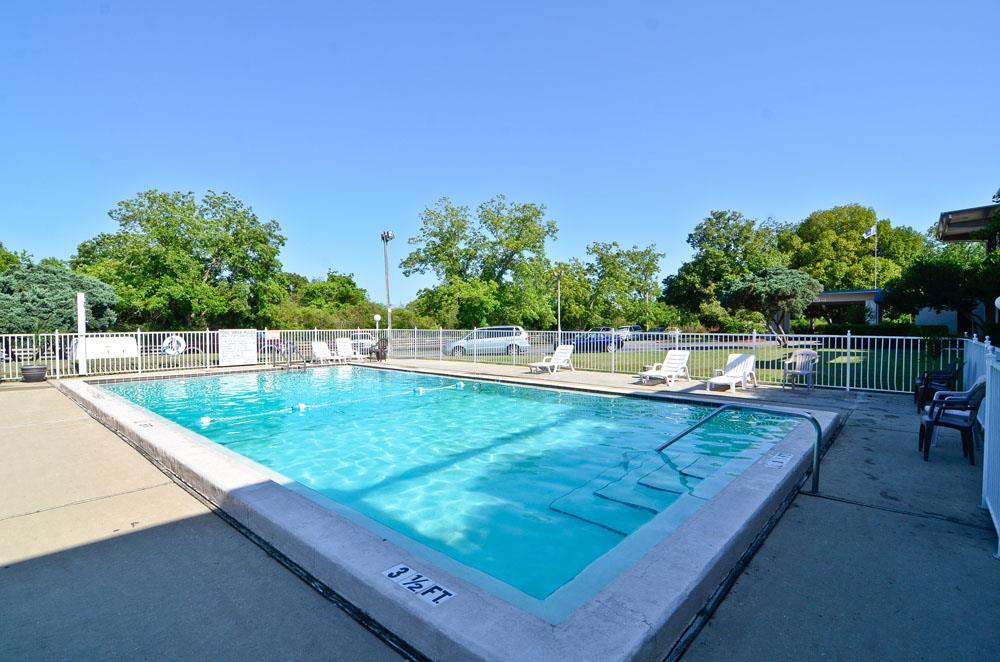 Best Western Crossroads Inn DeFuniak Springs Fasilitas foto
