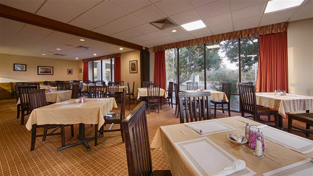 Best Western Crossroads Inn DeFuniak Springs Restoran foto