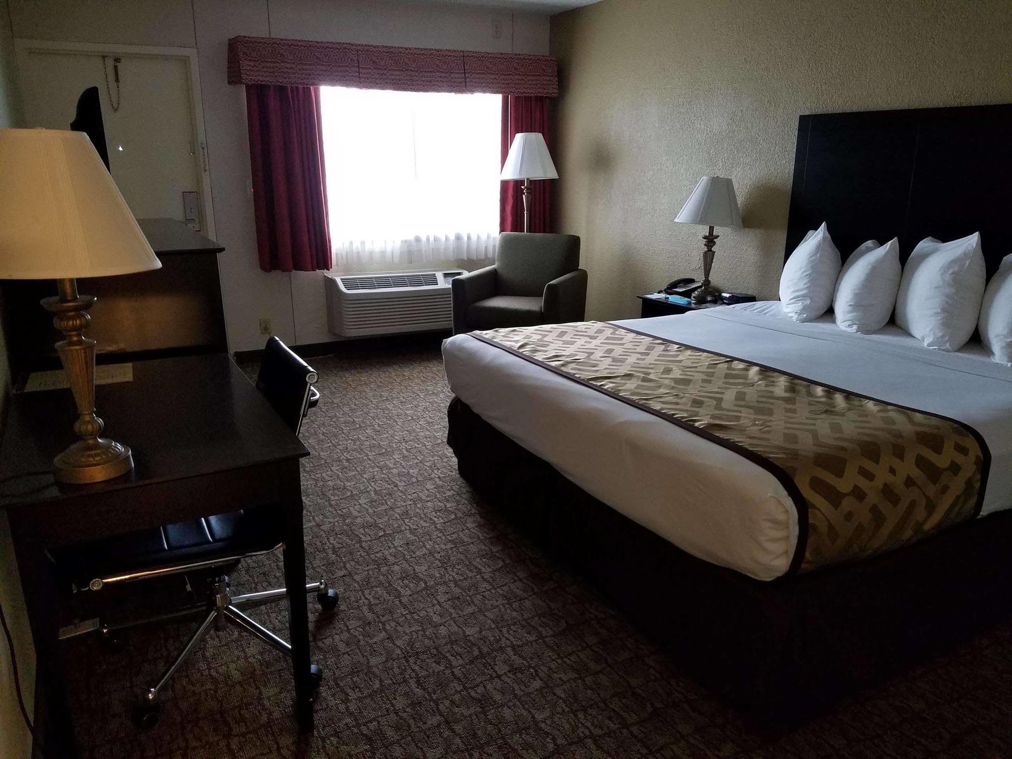 Best Western Crossroads Inn DeFuniak Springs Bagian luar foto